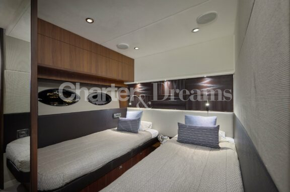 Ruby Tuesday gallery image