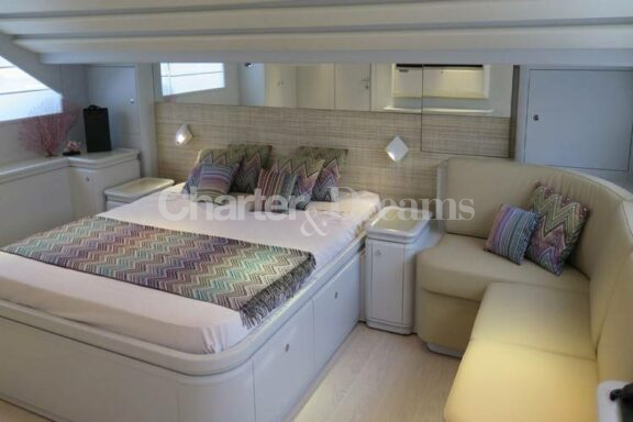 Camarik gallery image