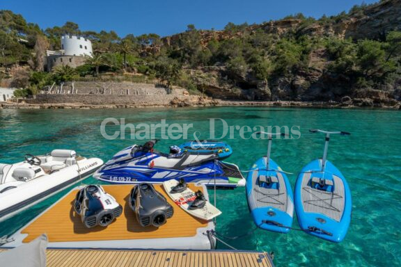 Gran Abe II gallery image