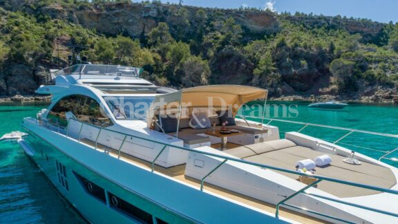 Gran Abe II gallery image