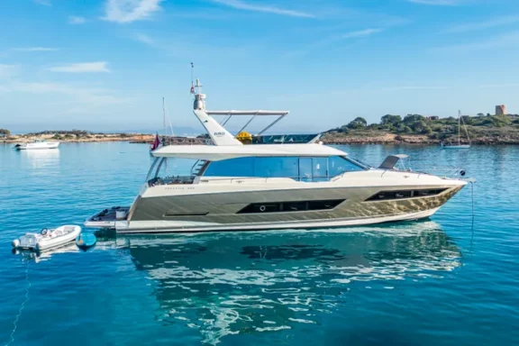 Blue M gallery image