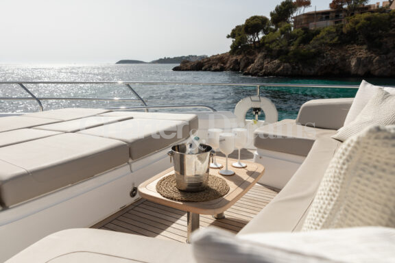 MIO BARCO II gallery image