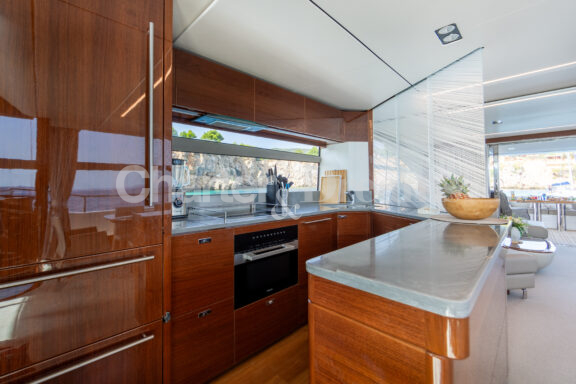 MIO BARCO II gallery image