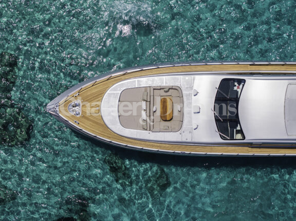 TRINITI gallery image