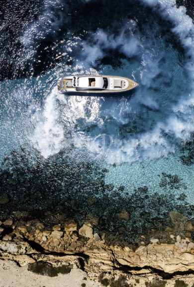 TRINITI gallery image