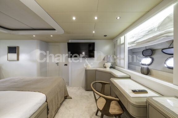 TRINITI gallery image