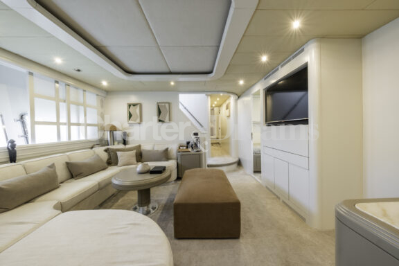 TRINITI gallery image