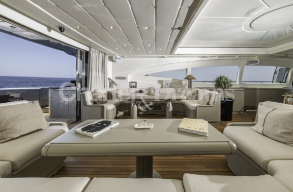 TRINITI gallery image