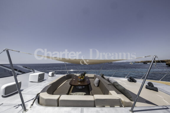 TRINITI gallery image