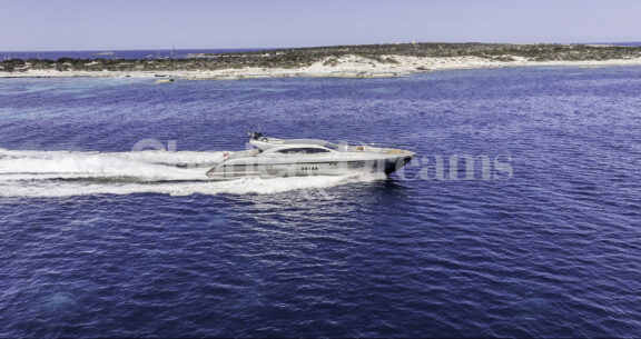 TRINITI gallery image