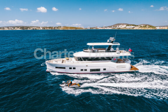 SALACIA gallery image