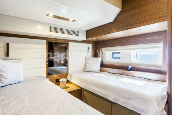 SALACIA gallery image